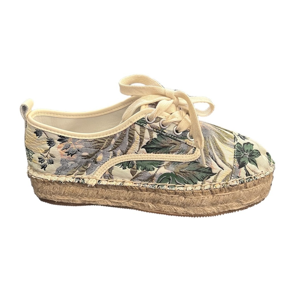 Maiden Lane Sneakers Size 8 Floral Embroidered Espadrille